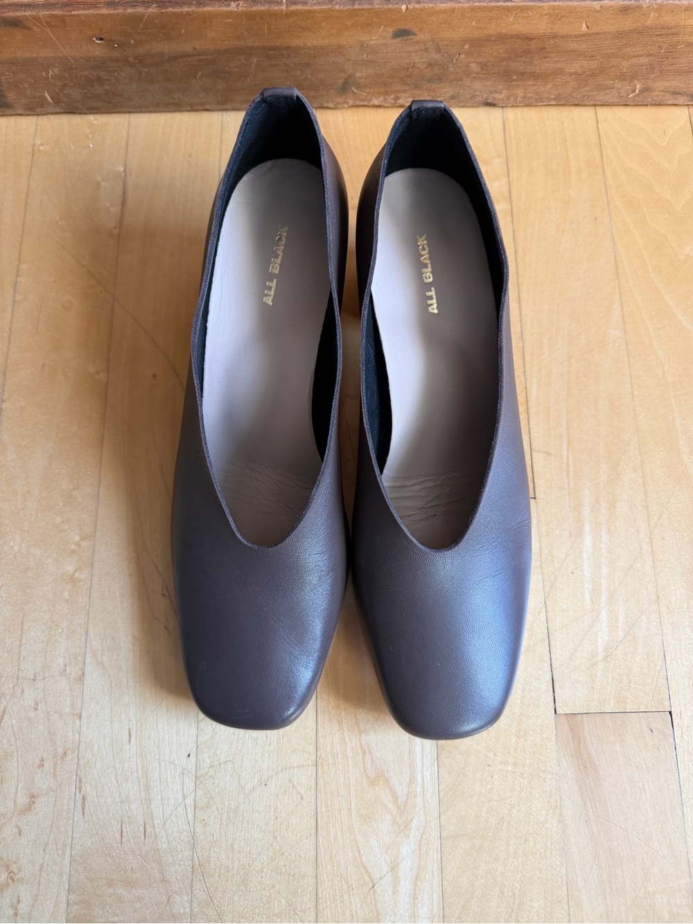 Black Brown Square-Toe Leather Flats for Women
